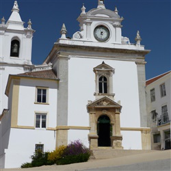 Bezoek de historische stadjes van Algarve