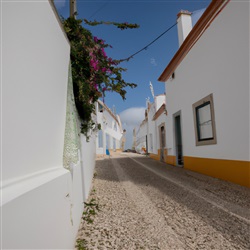 Het verkennen van de pittoreske dorpjes van Algarve