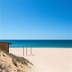 Ontdek de verborgen parel van Algarve: Praia do Forte Novo